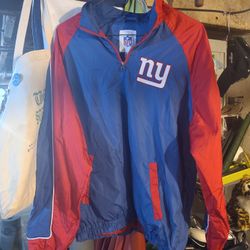 NFL GIANTS SIZE LARGE WINVREAKER