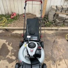 22 in. 140 cc Briggs & Stratton Walk Behind Gas Self-Propelled Lawn Mower with Front Wheel Drive and Bagger