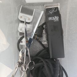 Andis 2 Speed Detachable Blade Clipper 
