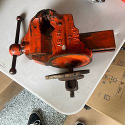 Large Vise