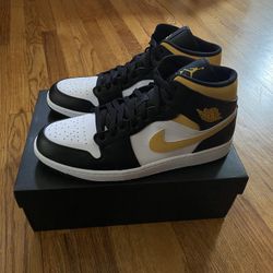 Nike Air Jordan 1 Mid Retro ‘White Pollen Black’ Size 13