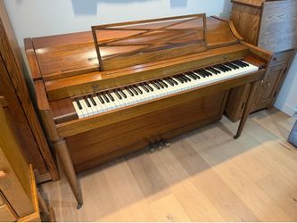 Baldwin Acrosonic piano-FREE