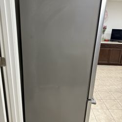 French Door May tag Refrigerator 