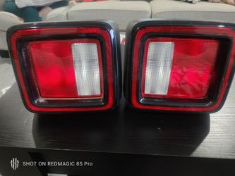 JEEP WRANGLER TAIL LIGHT