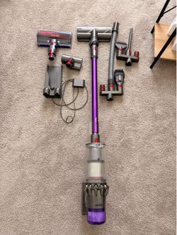 Dyson v11 animal with accessories