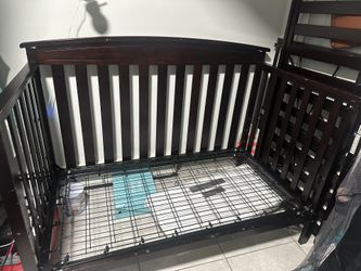 Nursery Kid  Crib /Toddler Bed