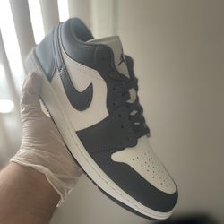 Jordan 1 Low Iron Grey