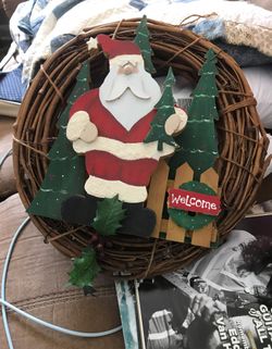 SANTA GRAPEVINE WREATH 