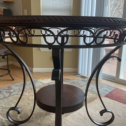 Dining Round Table With Glass Insert 