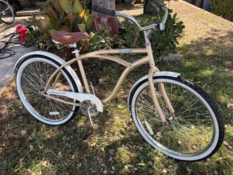 26” Huffy beach cruiser bike in good shape