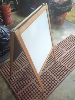 🤠🎈Dry erase and Chalkboard easel for kids or small adults! ❓😂