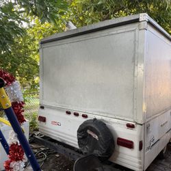 1987 small mobile camper trailer / project camper / tiny camper with bathroom, shower, kitchenette, mini fridge, AC/heat, new plumbing and new floor b
