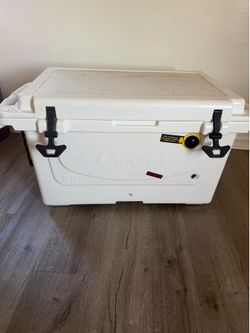 Cabela’s 80 Quart Cooler