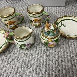 Bunny 2 Cups sugar n creamer plates2