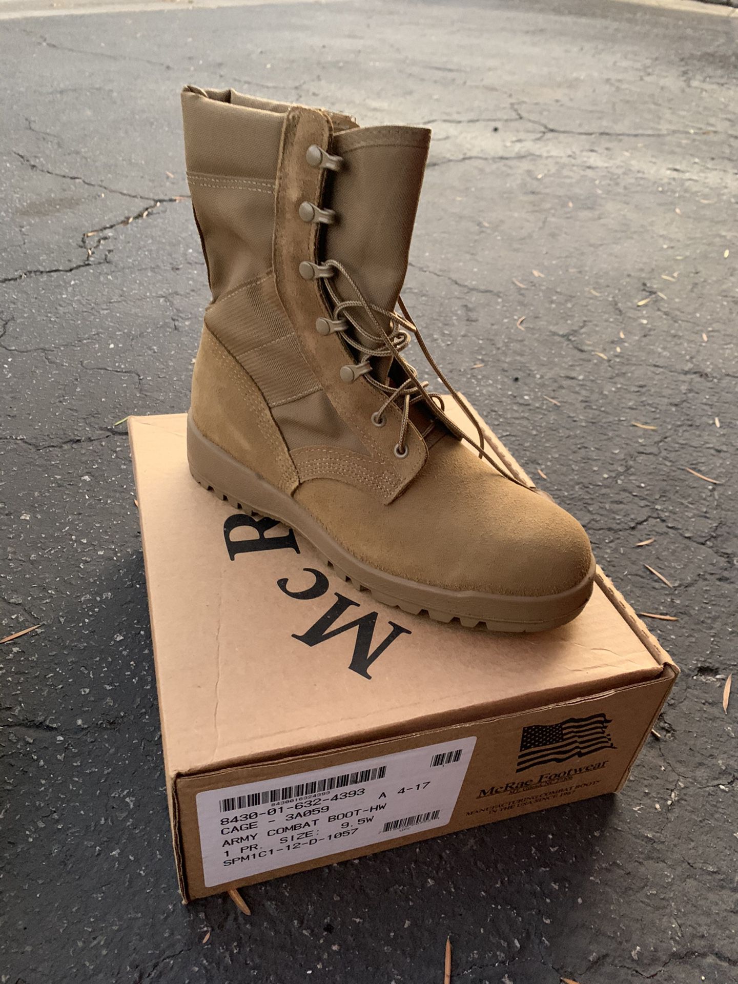 Army combat boots