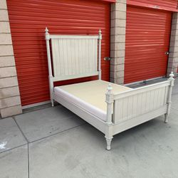 Bed frame Full Size with foundation. Ethan Allen