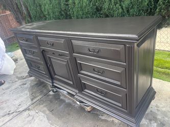 Dark brown dresser