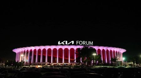 Kia Forum Parking - Hilary Duff