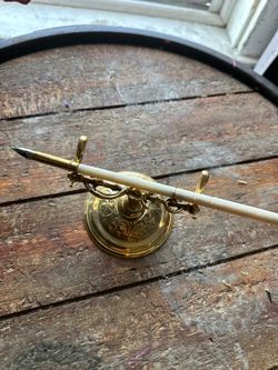 Calligraphy pen