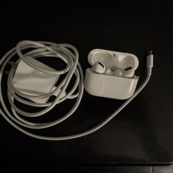 AirPods PRO with Charger
