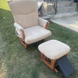 Rocking Chair 
