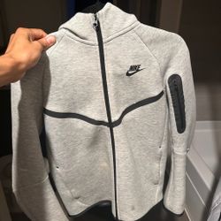 Nike tech