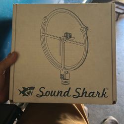 Sound, shark audio, the Zoom lens of audio