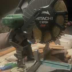 12 Inch hitachi Double Bevel Compound Miter Saw