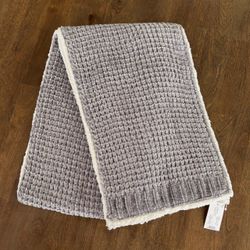 New Lands’ End Women’s Chunky Fleece-Lined Knit Chenille Winter Scarf, Gray