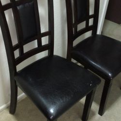 2 Nice Dinning Chairs