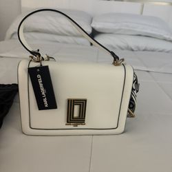 Cartera👜  Karl Lagerfeld