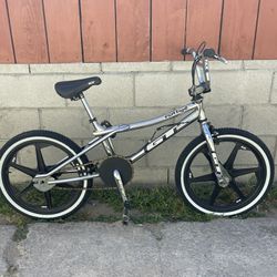Gt BMX bike 
