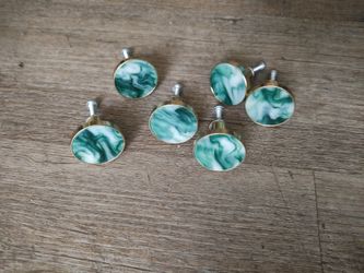 Drawer/Cabinet Pull Knobs For Sale (Set of 6)