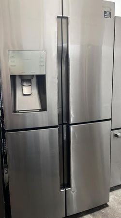Samsung 4-Door Stainless Steel Refrigerator Fridge
