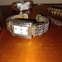 DECORATERS' BEAUTIFUL (7) Different Design LADIES WATCHES. $20.Ea.              