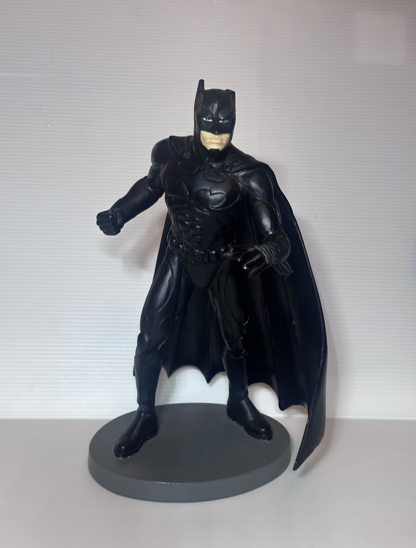 Batman Statue DC Comics 1995 Figure On Stand 13” Action Figure Vintage