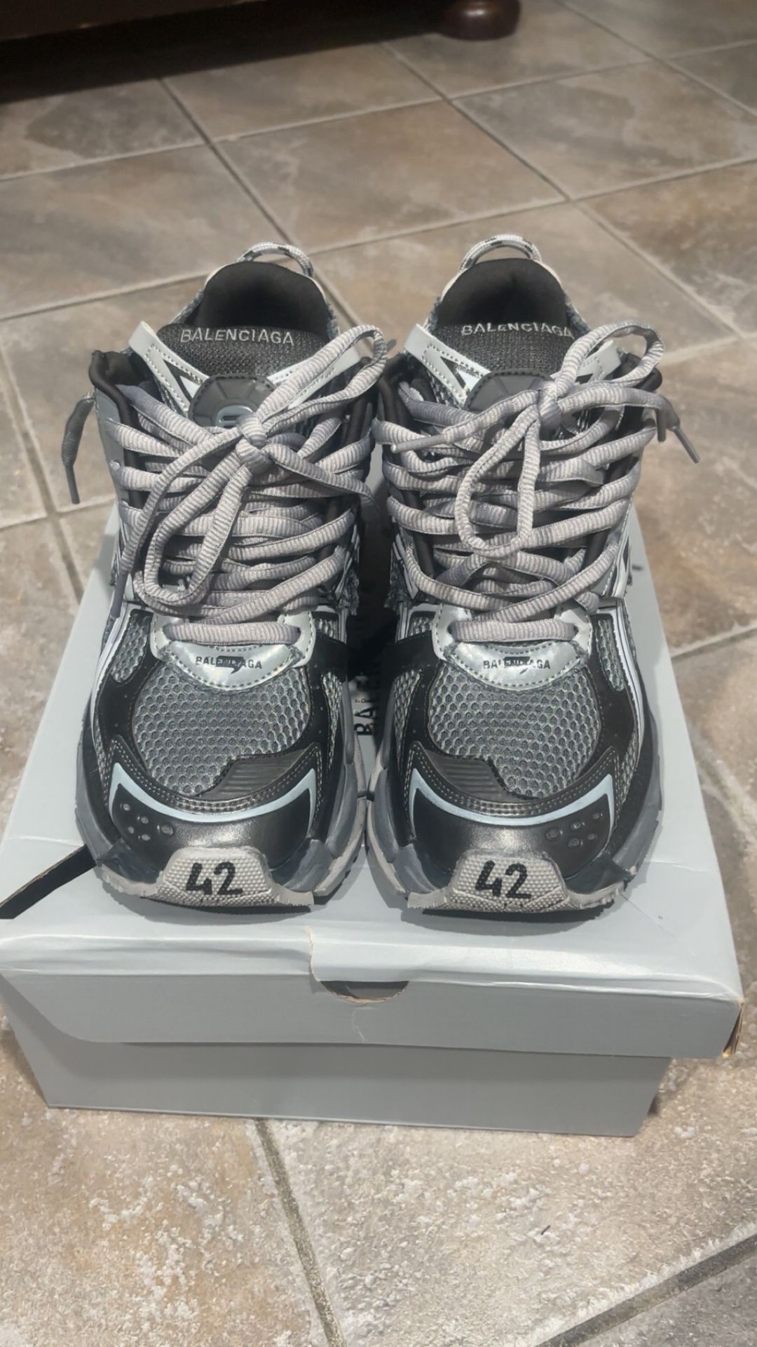 Balenciaga Runners grey&black Size 9/42