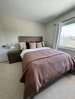 4 piece queen bedroom set