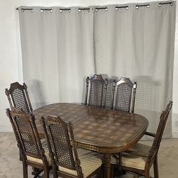 Gorgeous VTG Extendable Table with 6 Cane Back Chairs