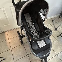 Graco Jogger Stroller And Car Seat Combo
