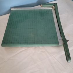 Photo, Paper Cutter