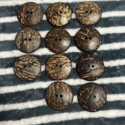 Big Brown Buttons 