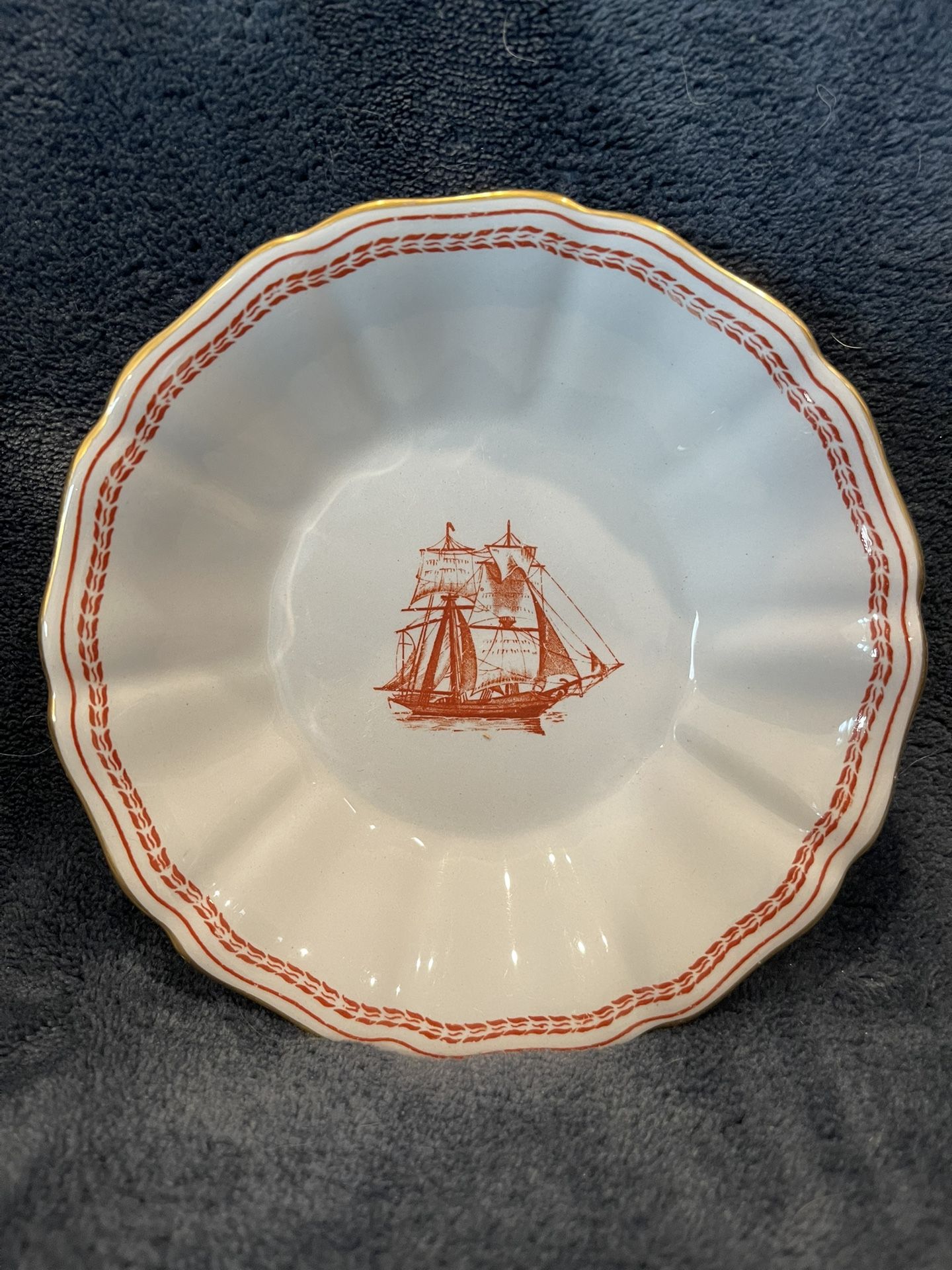 Four (4) Spode Trade Winds Red - Gold Edge – Fruit/Dessert (Sauce) Bowls – FRM1