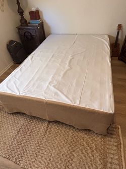 Full bed burlap tailored dust cover