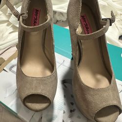 Betsy Johnson Beige Suede Hills