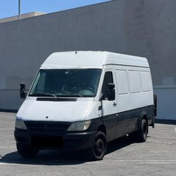 2005 Dodge Sprinter 3500 
