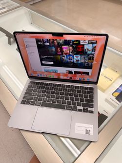 MacBook Air M3 256gb 8ram