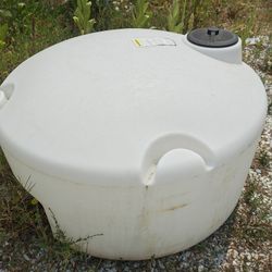250 Gallon Water Transfer Tank 