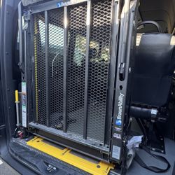 Wheelchair Lift 