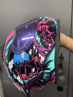 Pink helmet size large